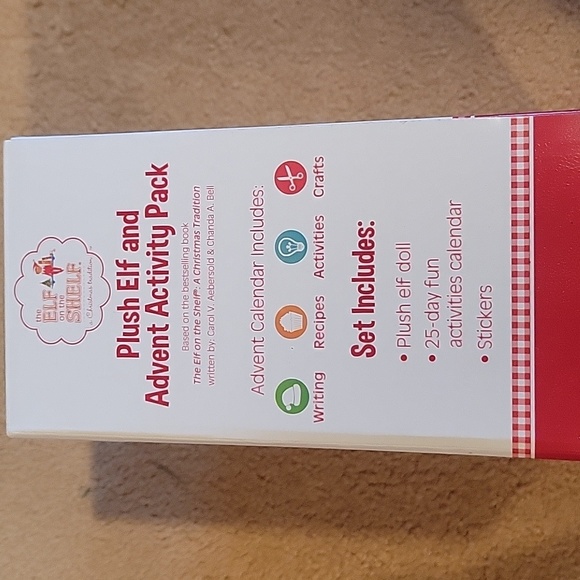 Elf on the Shelf "Plush Elf and Advent Activity Pack" Female doll & calendar - Picture 4 of 7